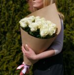 Белые розы сорт мондиаль