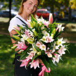 Букет из 7 лилий микс — изображение 10