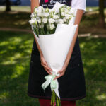 Букет из 7 белых лизиантусов — изображение 2