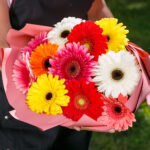 Букет из 11 гербер микс — изображение 3