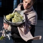 Букет из 15 белых роз (Россия, 50 см) — изображение 4
