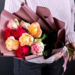 Букет из 9 роз нежный микс (Эквадор, 50 см) — изображение 6