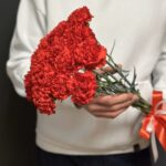 Букет из красных гвоздик, 15 штук — изображение 2