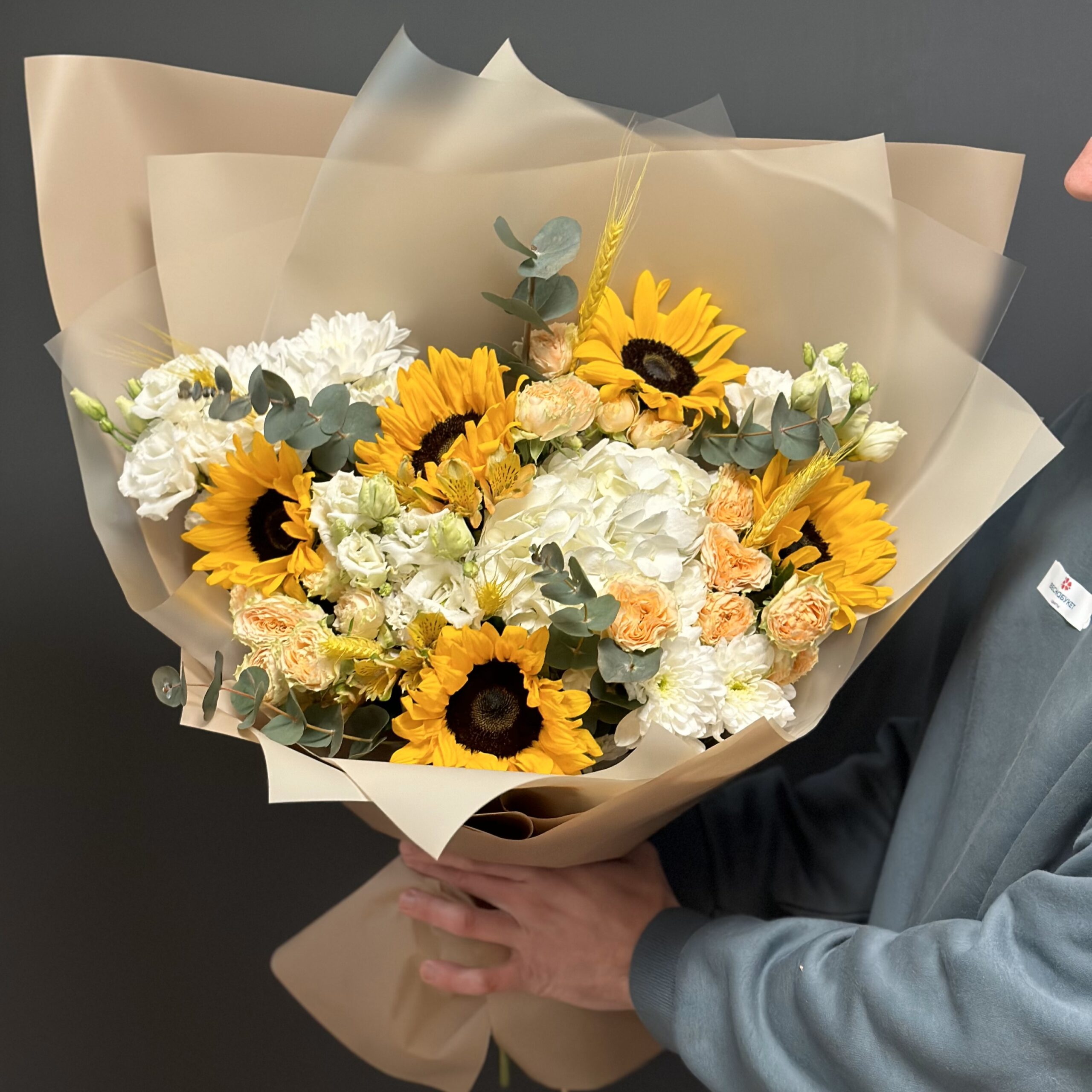 IMG_3369(1) Букет авторский из 5 подсолнухов размера L — изображение 1