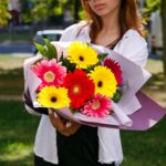 букет разноцветных гербер